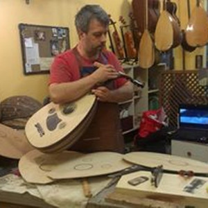 Luthier Özgür Çekiç - Ud Enstrüman Yapımı & Sanat Atölyesi